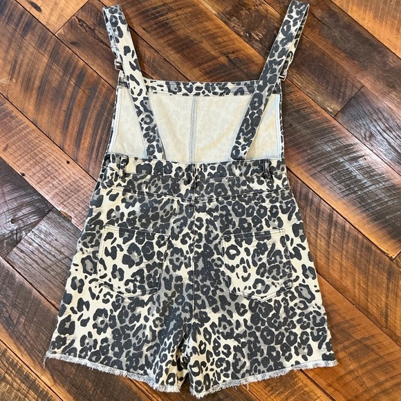Molly Green JESSIE CHEETAH OVERALLS Women’s Medium - Picture 8 of 11